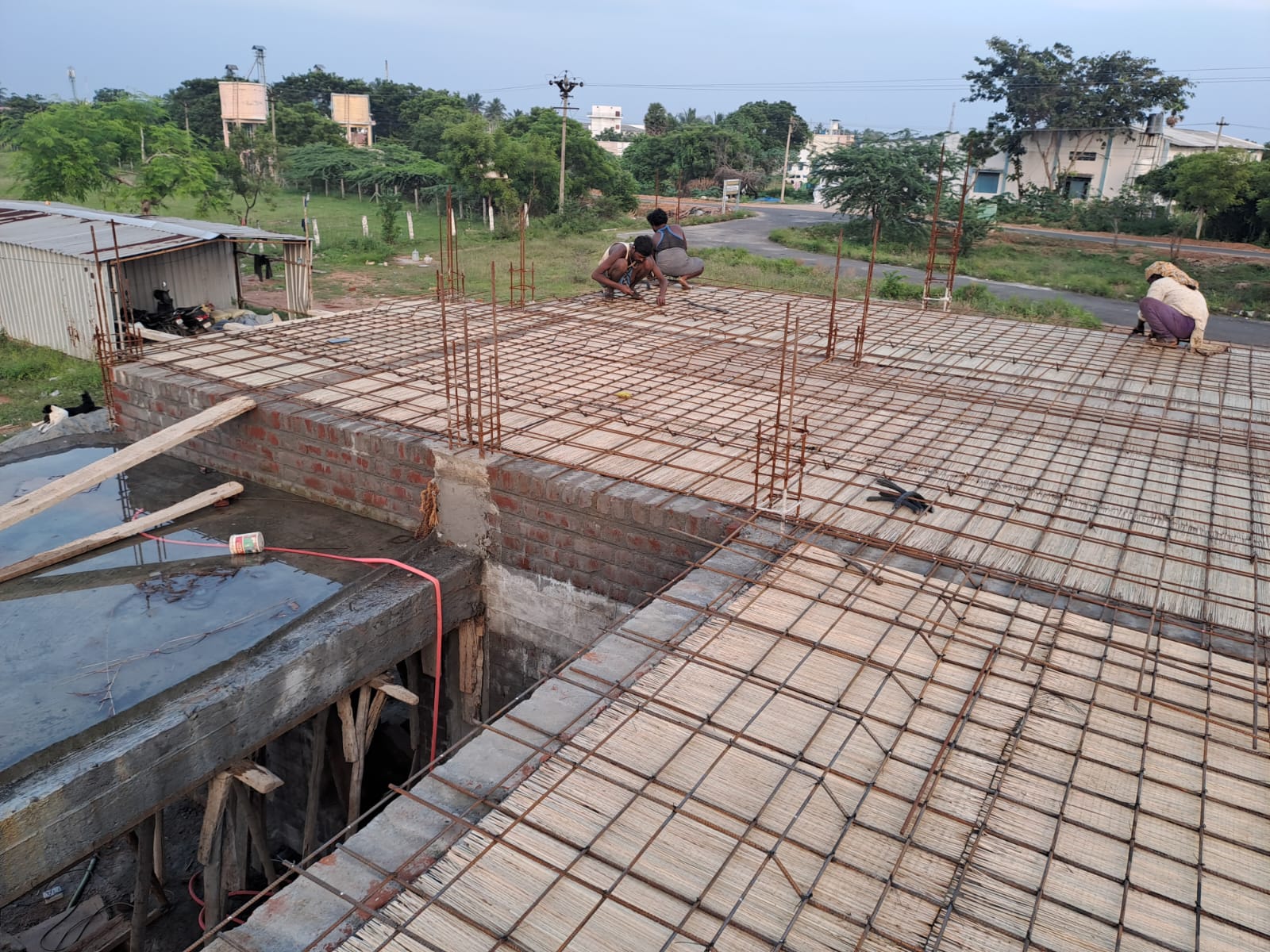 Roof Slab Shuttering and Steel Mesh